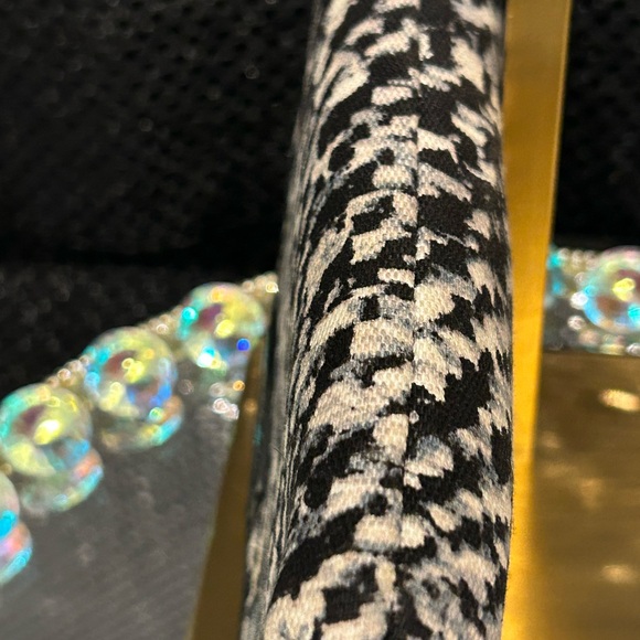 Coach Donnegal Double Zip Black and White Tweed Wristlet Approx. 8 x 4 - Picture 5 of 14